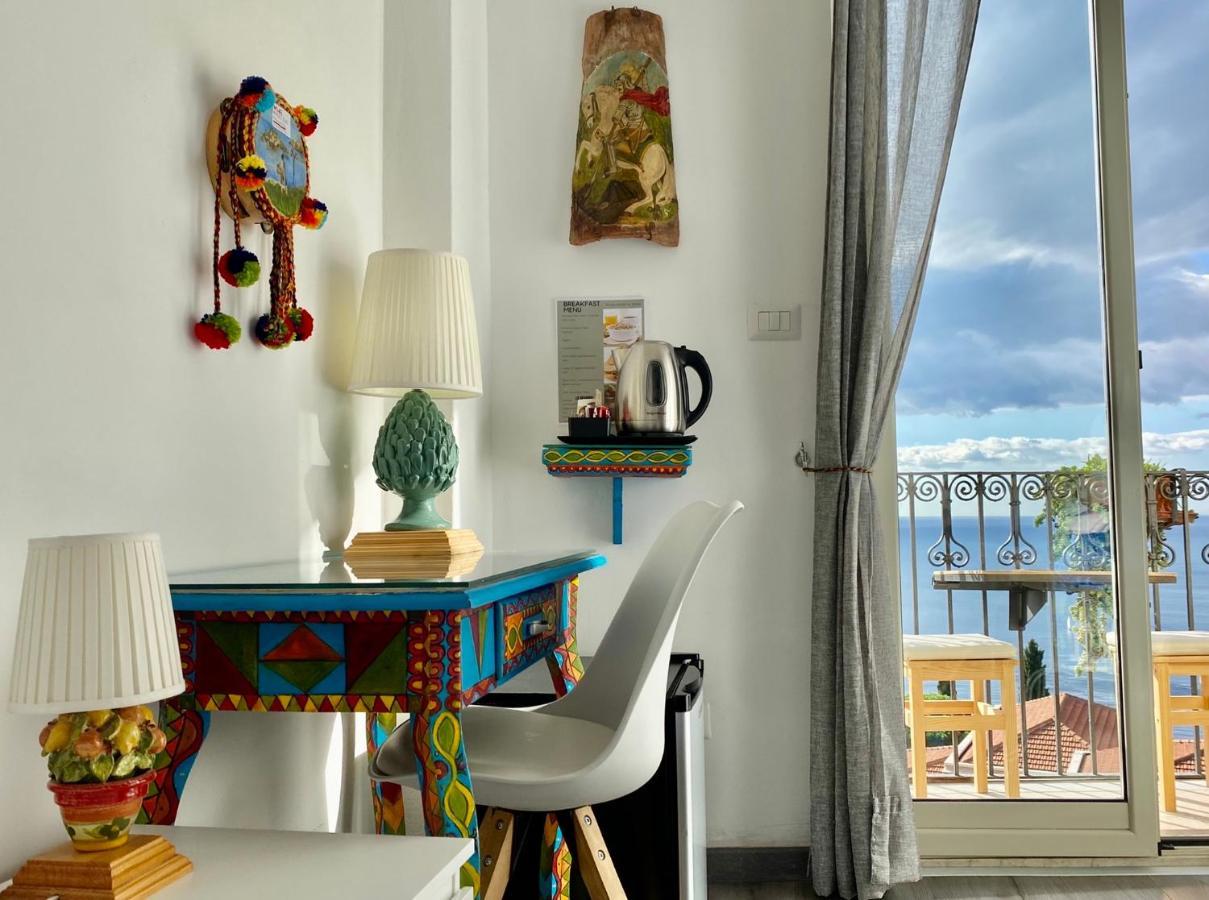 Bed & Breakfast Chiaro Di Luna *