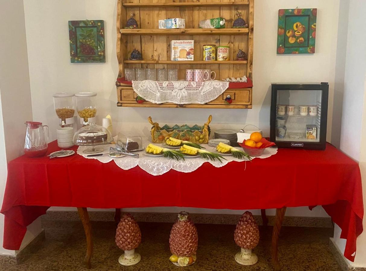 Bed & Breakfast Chiaro Di Luna Taormina